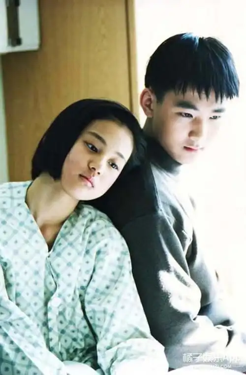 还记得蓝色生死恋里的小俊熙吗,他现在长这样

