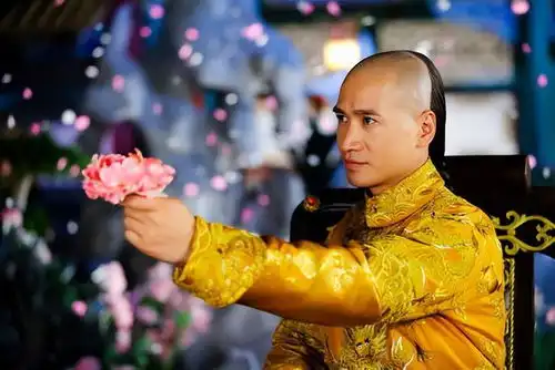 以为改名就能红,结果却被现实打脸,这7位多次改名的明星好心酸
