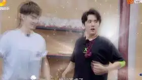 虽然很惨但我还是忍不住了哈哈哈哈哈哈