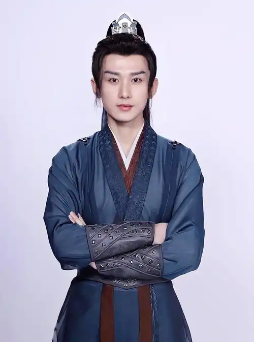 杨紫真要演沉香如屑和成毅是好友,新定妆照跟景甜的也很像

