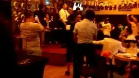 邓超深情演唱从你的全世界路过插曲,认真起来秒杀专业歌手,不输原唱
