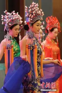 红楼梦剧照凤冠霞帔
