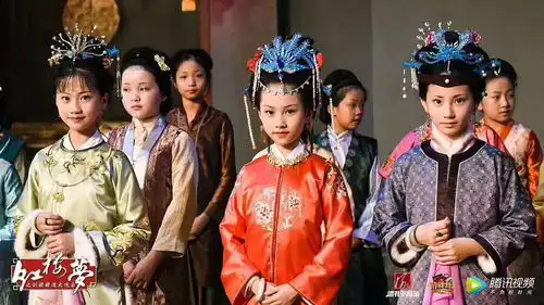 主演才上小学三年级揭秘小戏骨版红楼梦演技炸裂背后的故事

