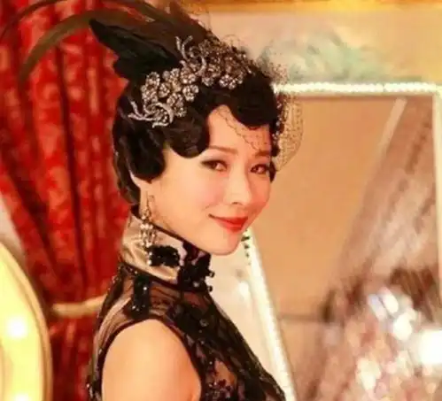 杜月笙用事实证明只要实力够强,没有拿不下的女人