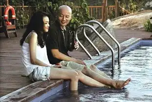 42岁舒淇我凭本事做的花瓶,轮不到你嫌作
