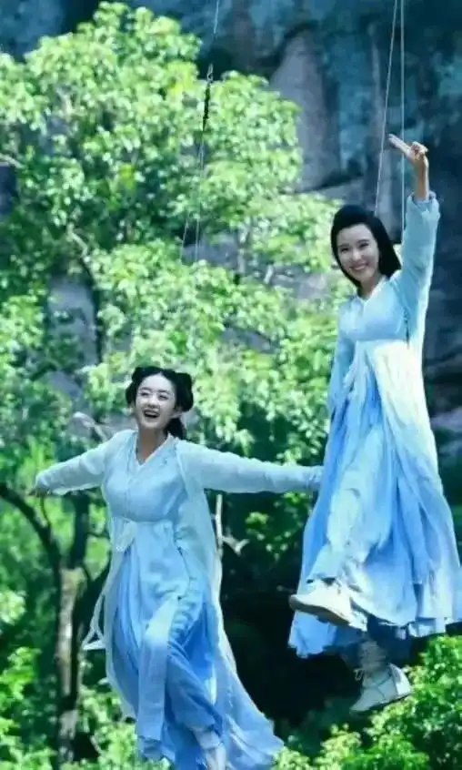 赵丽颖她会魔法吗一个人带歪整个花千骨剧组,你们再也不是上仙
