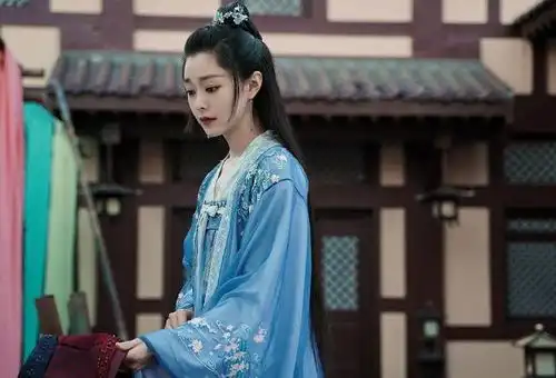 宋轶为好嫁风道歉,她终于不那么美了,旗袍女神与古装少女
