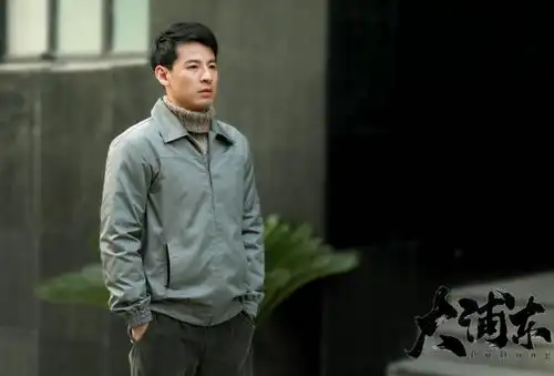钱泳辰大浦东正在热播钱春生与时代共成长
