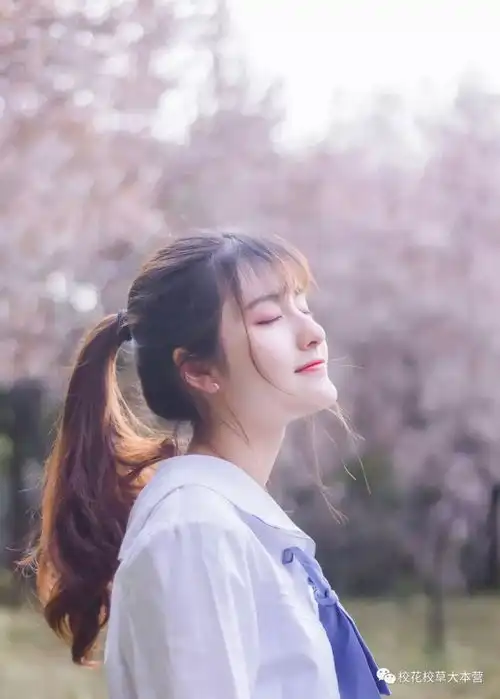 长得好看的人就连名字也好听重庆女神让你感受怦然心动的美
