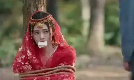 王俊凯公布减肥餐,比女演员还瘦,都是为角色被称赞
