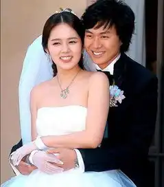 揭00年代大热韩星现状韩彩英富嫁乔妹显老
