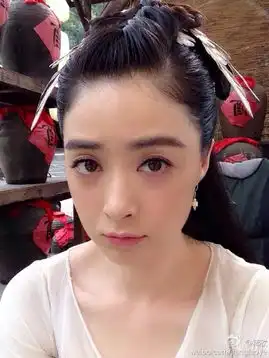 花千骨杀青赵丽颖晒逗比剧照演员齐抽疯

