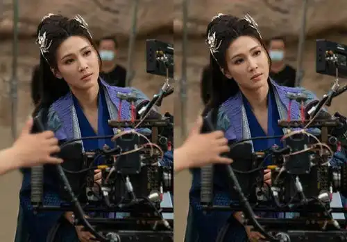 与君初相识新年主演剧照,任嘉伦衣服贵气,热巴低头看剧本真美