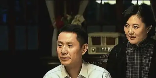 父母爱情安泰是做什么工作的看他的衣服就知道答案
