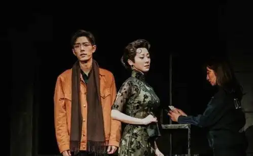 52岁许晴穿11年前的旧衣,身材惹人羡公主活成了女王模样
