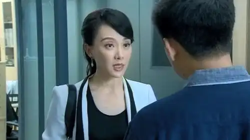 公司新来一个员工,老板娘一看傻眼了,竟是自己的前夫