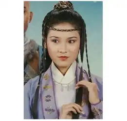 谁在82版天龙八部中谁饰演阿紫
