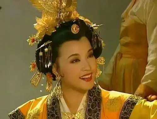 武则天难产昏迷,产婆说大人孩子只能保一个,武顺保孩子
