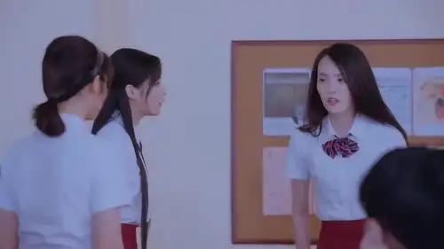 速看恶魔少爷别吻我第11集初夏报名表被偷,莫昕薇栽赃陷害给向曼葵
