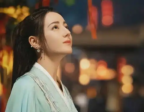与君初相识剧照代言人
