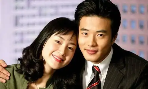 42岁崔智友突然公开婚讯最美韩星下嫁圈外普通人
