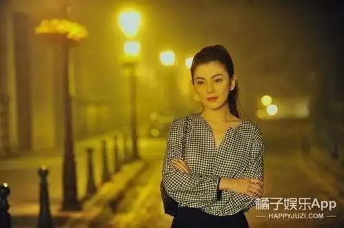 还记得爱情公寓里的秦羽墨吗她现在长这样
