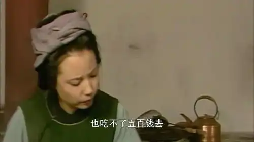 87版红楼梦司棋的脾气火爆,没有鸡蛋羹竟砸了厨房,迎春也不管管
