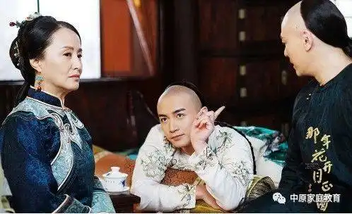从那年花开月正圆中的三种家庭造就的三种不同的人生
