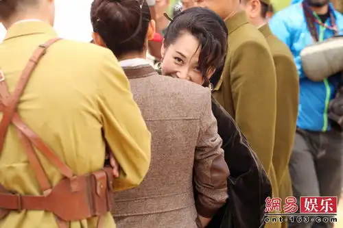 来势凶猛许晴战蝗虫否认与花儿不和
