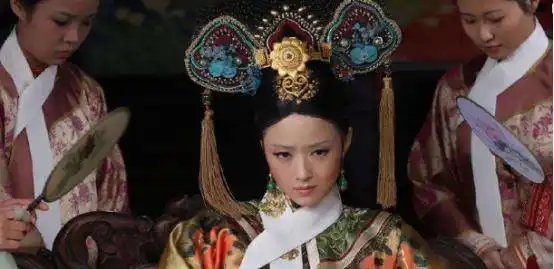 甄嬛传甄嬛做梦没想到,华妃还有个妹妹,比华妃狠下场更悲催