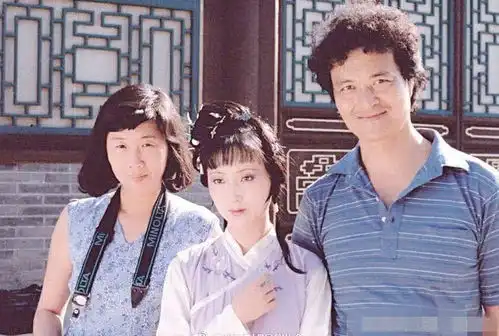 欧阳奋强陈晓旭珍贵剧照曝光,再续戏中情,最后一张照片成经典