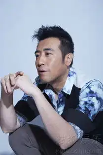 于和伟型男写真曝光西装帅气显成熟魅力
