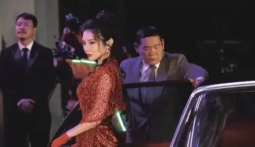 她凭借余罪一炮而红,被誉为性感女神,如今却渴望谈恋爱

