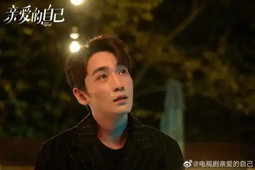 你们都想看他们笑,可我只想看他们哭
