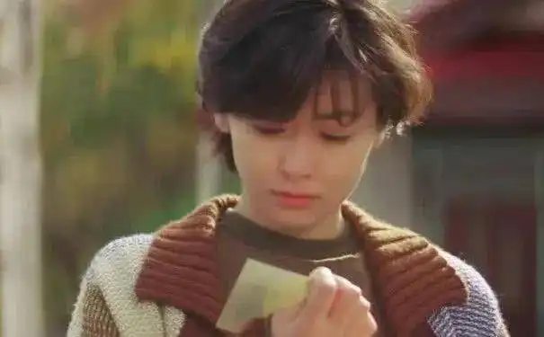 这些日本女明星的旧照,比奶茶妹妹更加清纯
