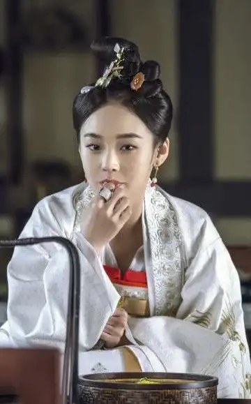 戒指象征爱情,古代人也戴戒指吗戴戒子有什么样的意义