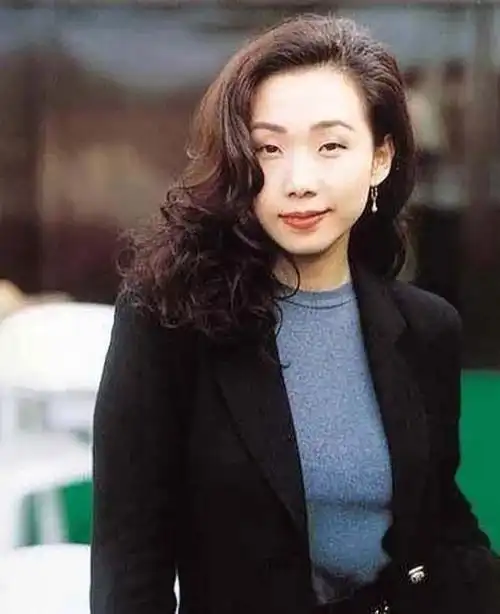 54岁林忆莲,和李宗盛的故事