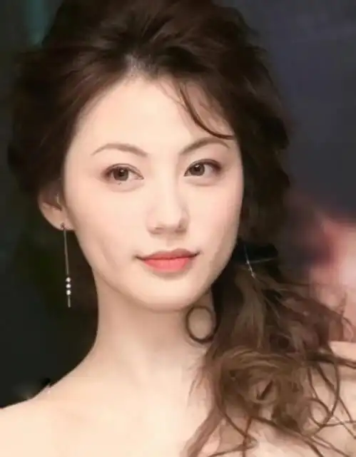 当年导演嫌她太美,拍步步惊心影响进度,奈何颜值高却未大红
