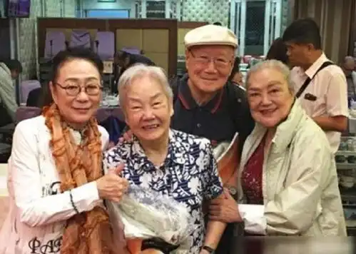 射雕英雄传37年后,他胖成200斤,梅超风72岁仍未婚
