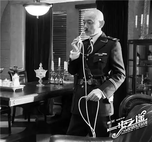 片场亲身网吊贺岁劳模葛优为一步之遥拼命
