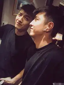 倾城时光入围电视剧大赏,金瀚的反应再次圈粉,导演长大了
