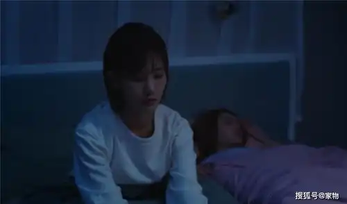 胡一天新剧播出,女主的上海老破楼看着简陋,实际身价可不低