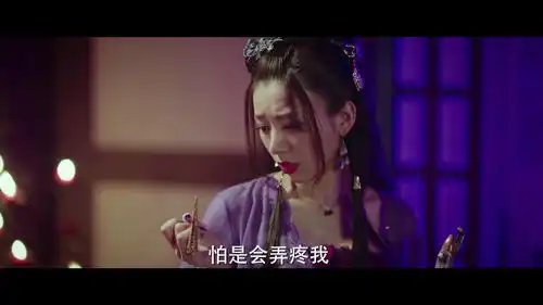 晚媚求美女杀手救自己,美女杀手承诺她能到乱坟岗,就带她走