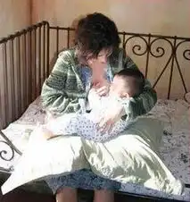 女明星喂奶照曝光范冰冰许晴尺度大
