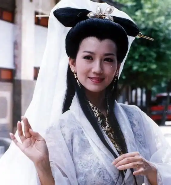 7位港台女星年老色衰,就是人生真实写照,你对哪个感触最深

