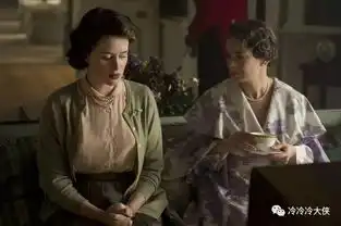 白金汉宫里的时装精一个女王,一个gayicon,一个败家娘们儿