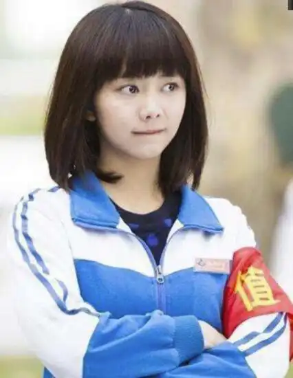 这些女星穿校服太美,郑爽才排第二
