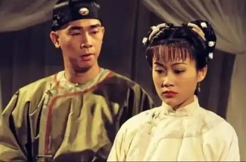 张一山鹿鼎记崩盘,又一翻拍剧引热议,女主姐妹同框似婆媳
