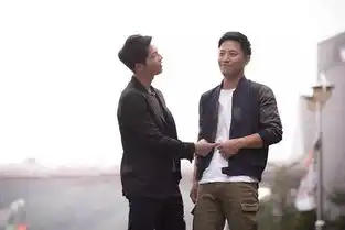 越南版太阳的后裔海报出炉,这次终于不辣眼睛了......
