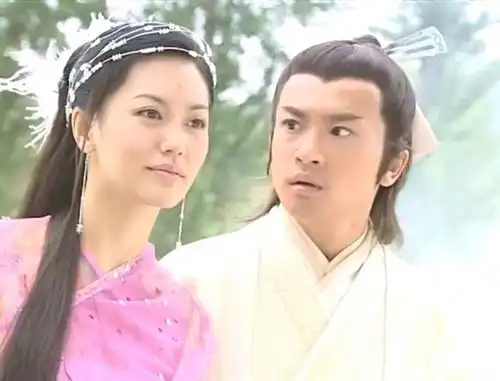 一直觉得苏有朋版倚天屠龙记里面最美的是她更新...
